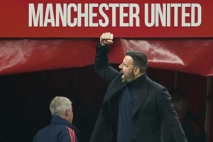 Doa dan Nasehat Sir Alex Ferguson untuk Ruud van Nistelrooy