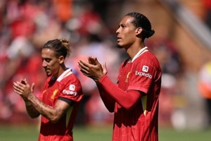 Liverpool Cari Pengganti Van Dijk